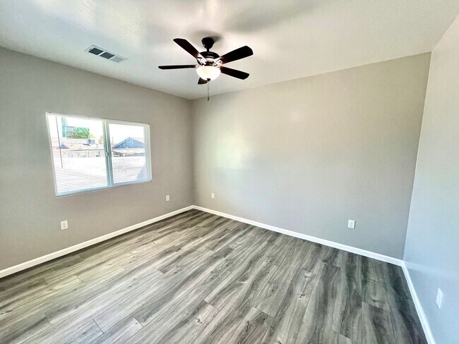 Building Photo - New Construction!