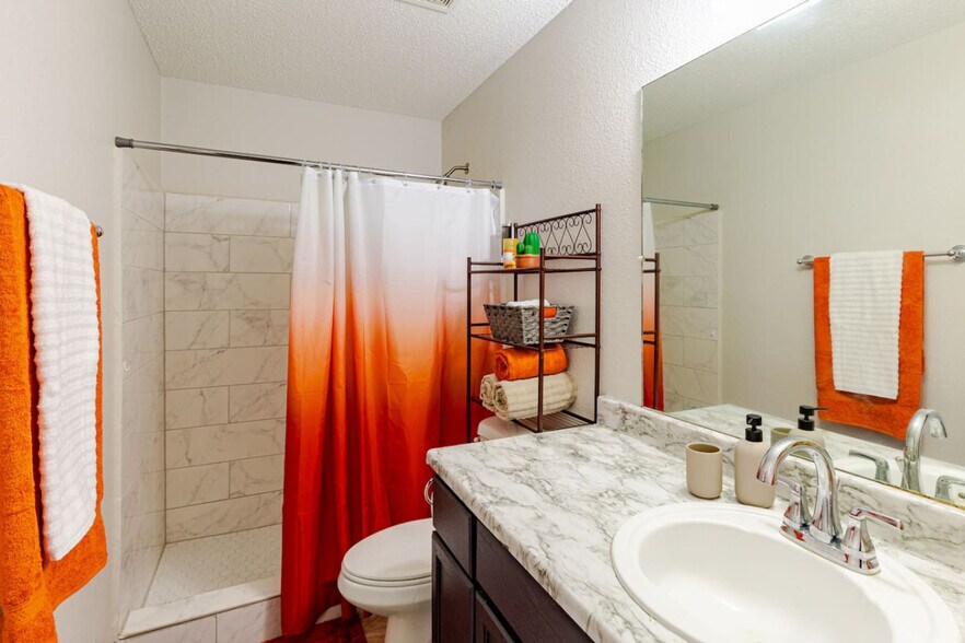 Building Photo - 8116 Shoshoni Dr