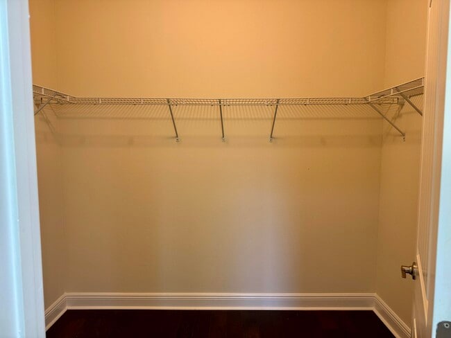 Building Photo - 256 Cocobolo Dr