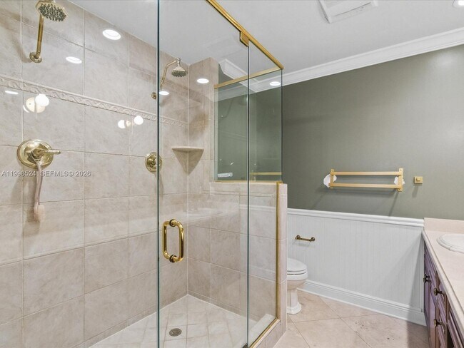 Building Photo - 2648 NE 26th Ave