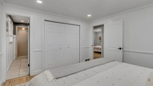 Building Photo - 1019 E 400 N
