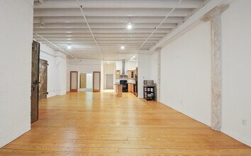 Building Photo - 107 South St