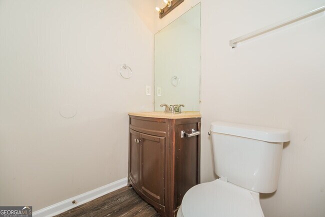 Building Photo - 239 Northbridge Dr