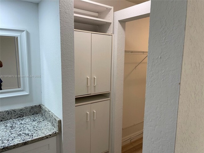 Building Photo - 2961 SW 87th Ave