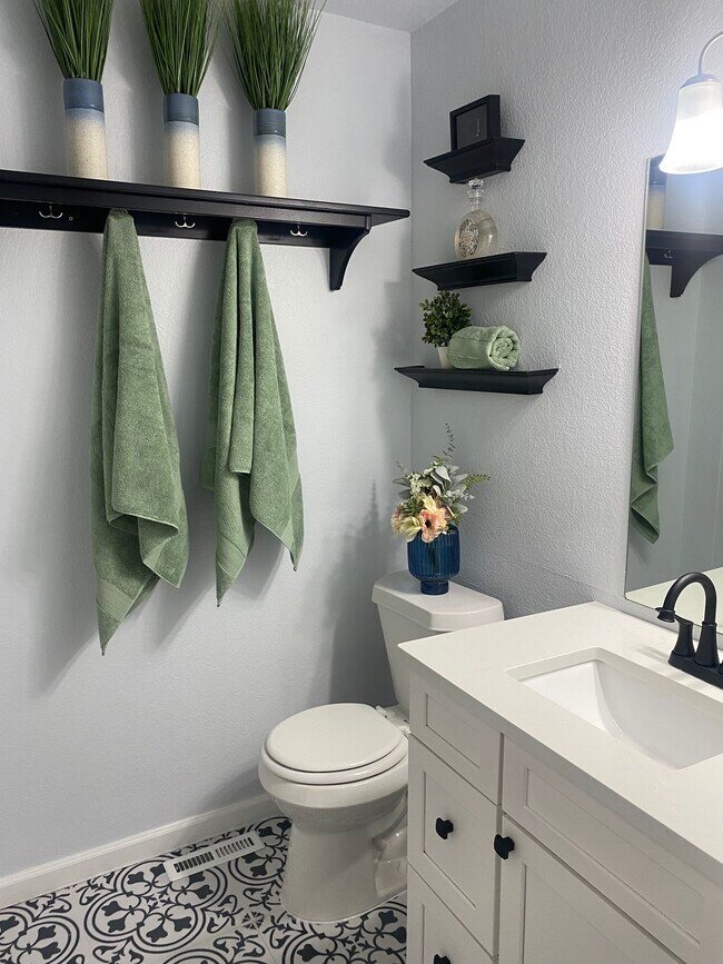 Building Photo - 4356 Hawks Lookout Ln