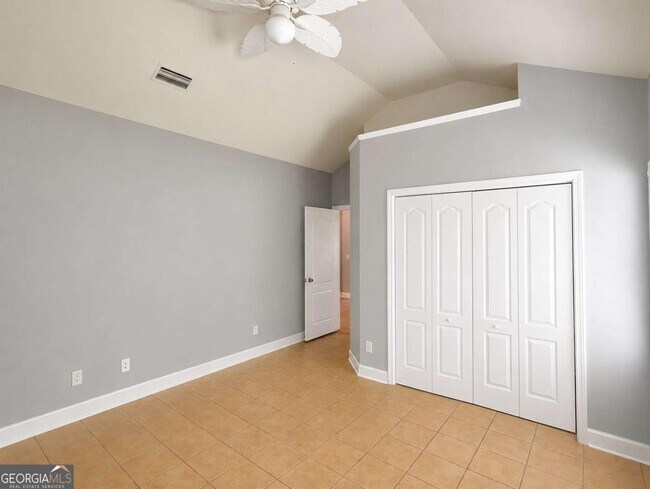 Building Photo - 233 Austin Ryan Dr