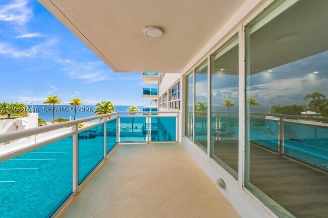 Building Photo - 3430 Galt Ocean Dr