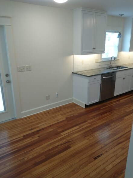 Building Photo - 1242 13th St N