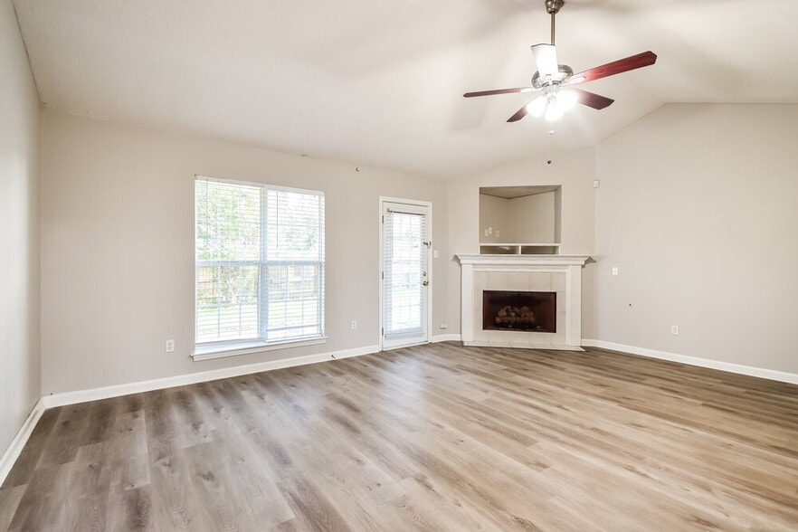 Building Photo - 2829 Russum Dr