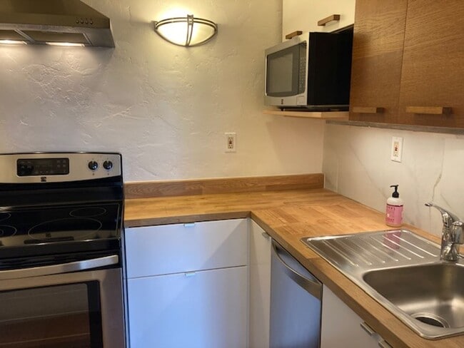 Building Photo - Cortes Street (680) - The Historical GT Marsh Building