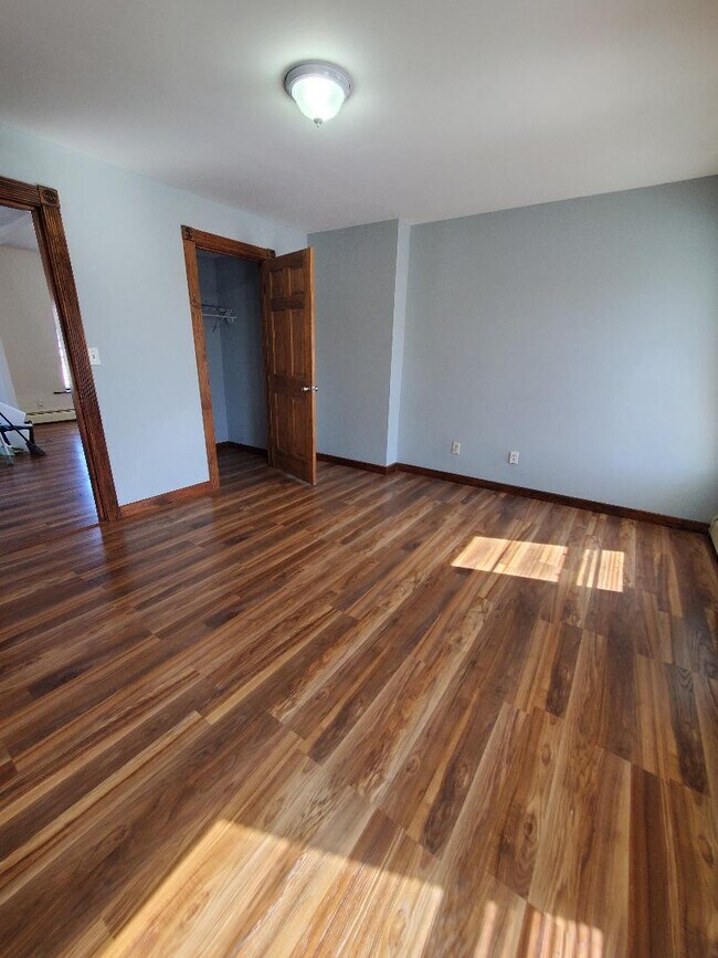 Building Photo - 448 Coggeshall St