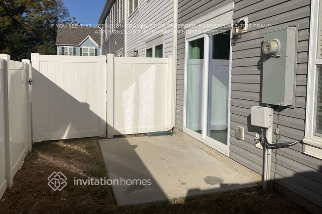 Building Photo - 3011 Ayana Dr