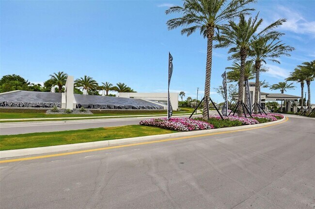 Building Photo - 8215 Crystal Downs Ave