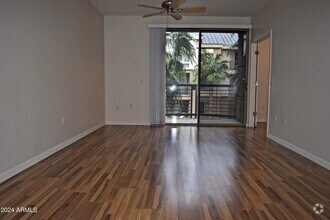 Building Photo - 1701 E Colter St
