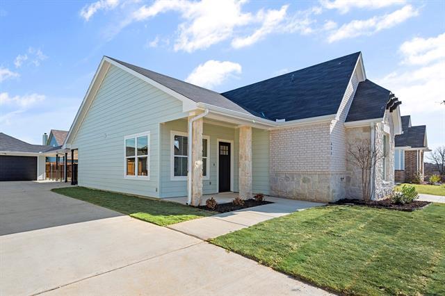 Building Photo - 604 Adeline Dr