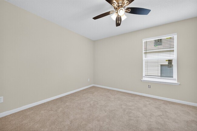 Building Photo - 15411 Redbud Dale Ct