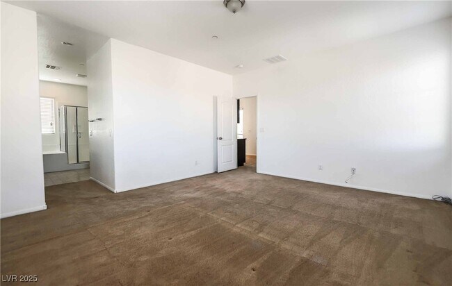 Building Photo - 716 Calamus Palm Pl