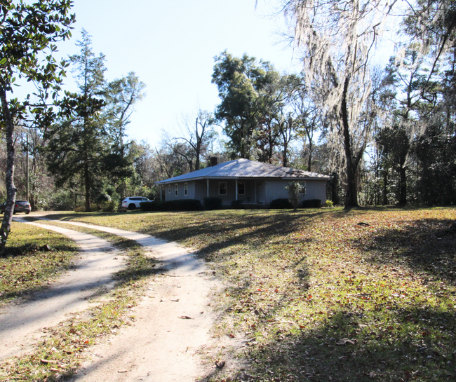 Building Photo - Charming 3 Bedroom Home with Acreage Avail...