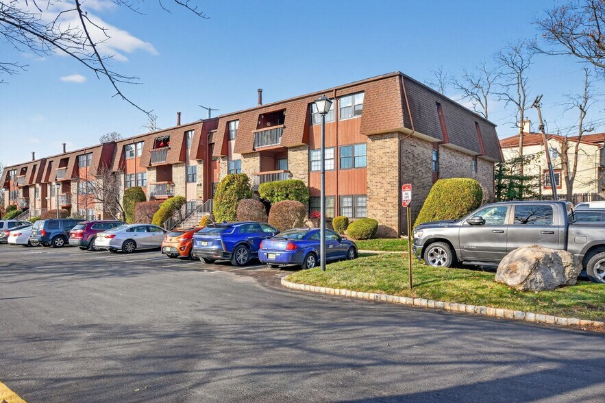 Building Photo - 111 Keystone Ct