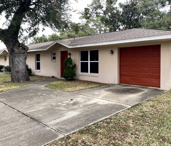 Building Photo - 2275 Granada Dr