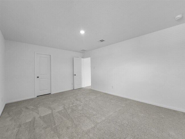 Building Photo - 31460 Moore Rd