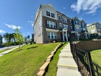 Building Photo - 2550 Frg Vlg Wy