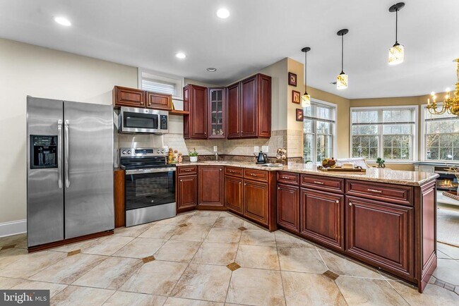 Building Photo - 43176 Tall Pines Ct