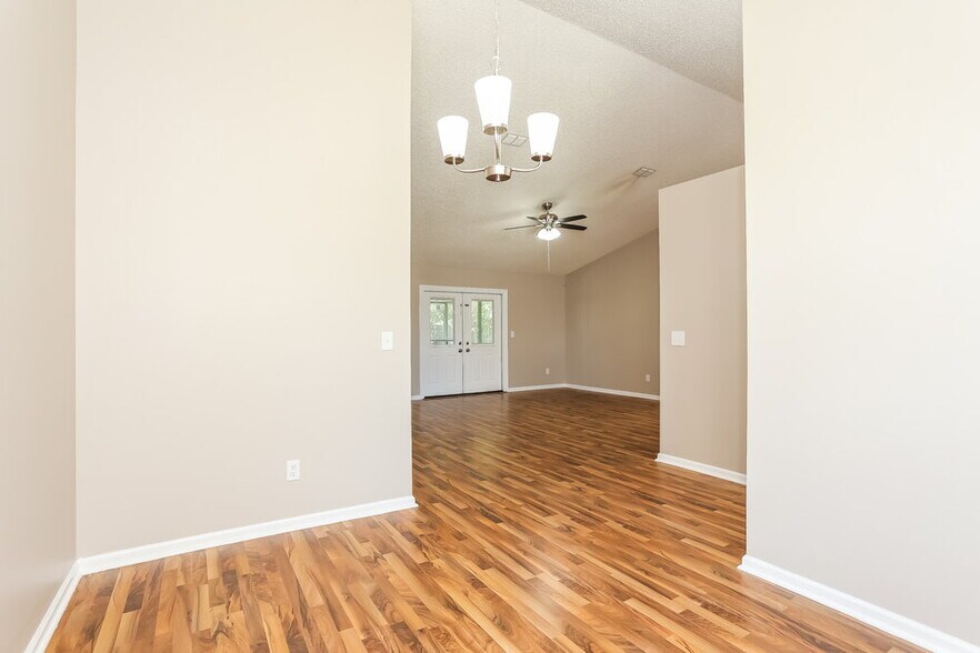 Building Photo - 3349 Citation Dr
