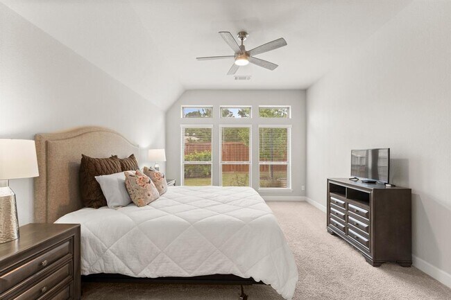 Building Photo - 27114 Sofia Forest Dr