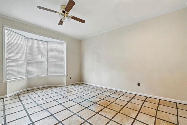 Building Photo - 2529 Rio Grande St