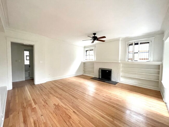 Building Photo - 1233 Judson Ave