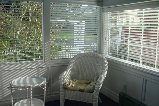 Sunroom off Dining Room - 3402 N 28th St