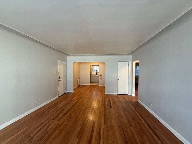 Building Photo - 2376 E Iliff Ave
