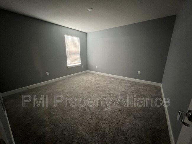 Building Photo - 4535 Gliding Wave St