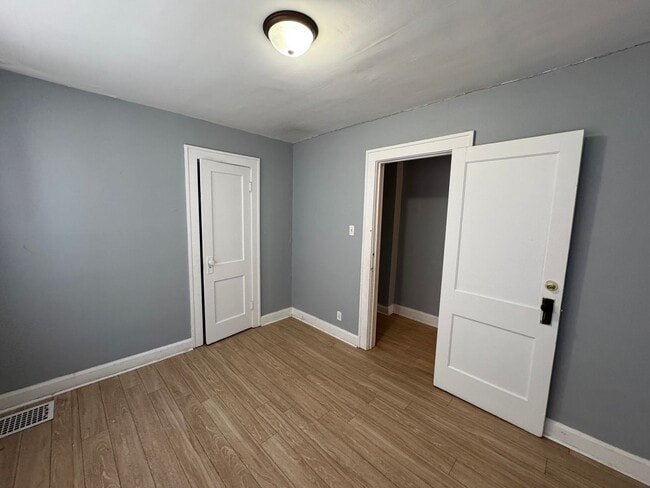 Building Photo - 830-832 Weghorst Street