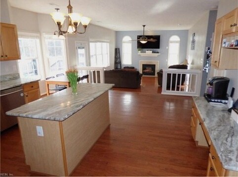 Building Photo - 2601 Springhaven Dr