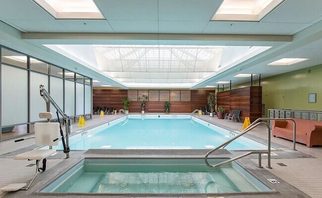 Building Photo - 136 Campau Ave NW