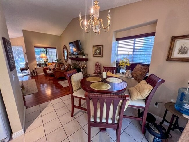 Building Photo - 2 bedroom Temecula home with a big backyar...