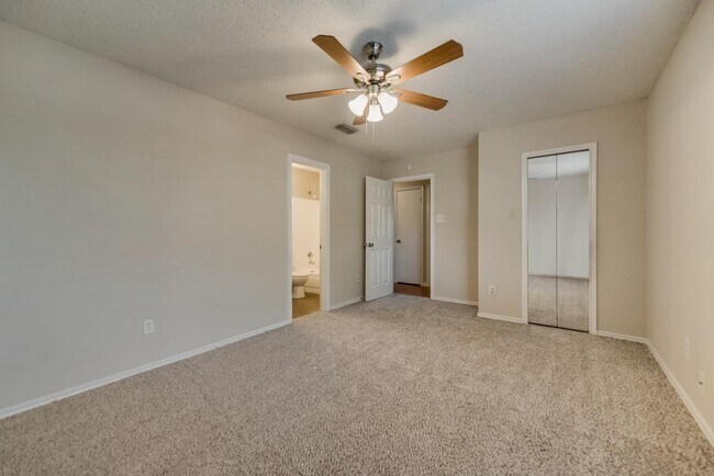 Building Photo - 1814 Sage Dr