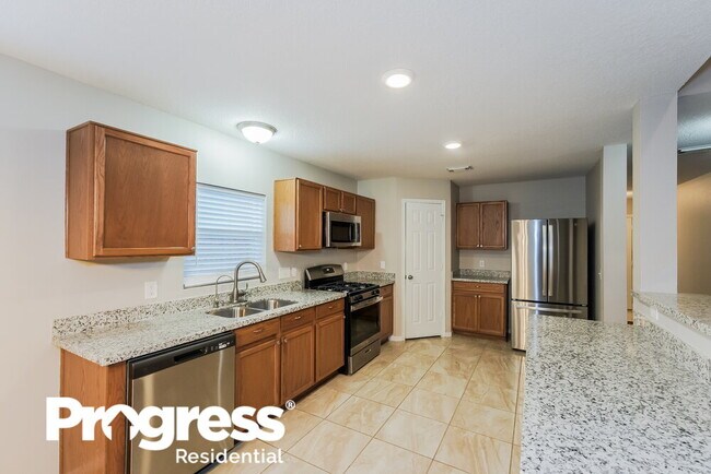 Building Photo - 17506 Hoover Gardens Dr