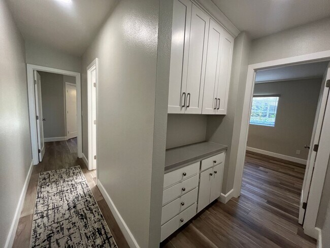 Building Photo - Remodeled, 2BD/2BA Duplex w/ Sunset Views: Fenced Yard, Garage, Steps to Beach & Downtown Encinitas