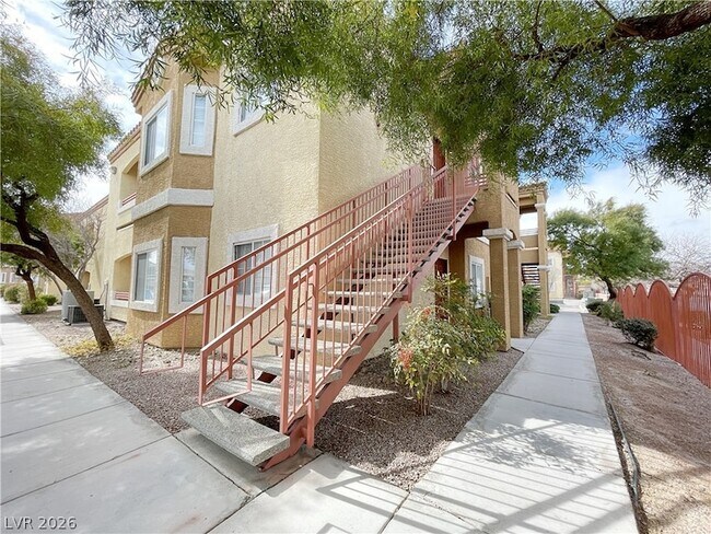 Building Photo - 6160 Rumrill St