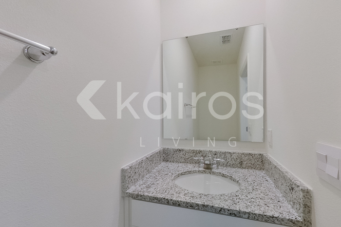 Building Photo - 32045 Katelin Cir