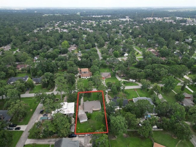 Building Photo - 25911 Maplewood Dr