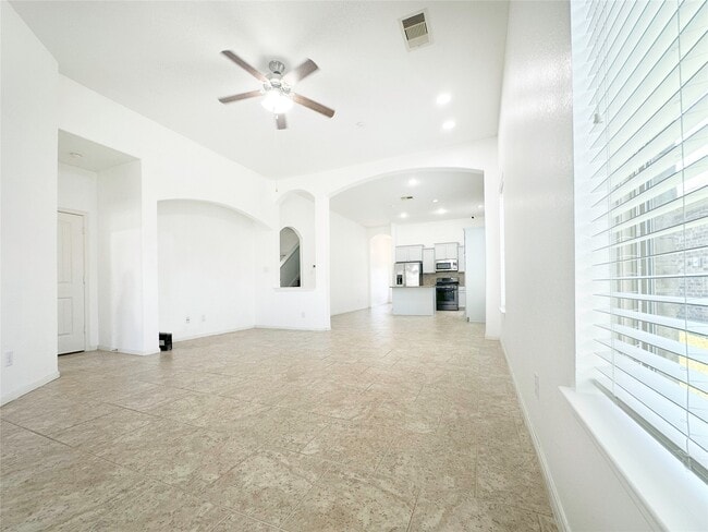 Building Photo - 18514 Magnolia Dell Dr