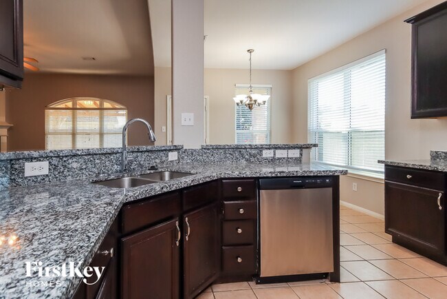 Building Photo - 4702 Mohave Cir