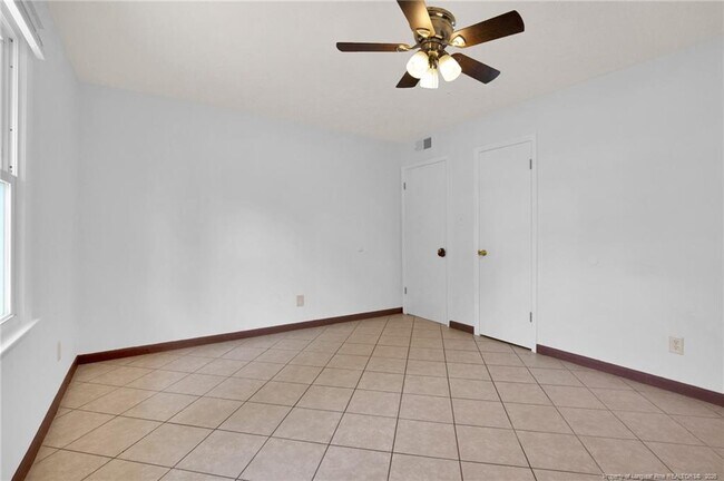 Building Photo - 2231 Tolgate Rd