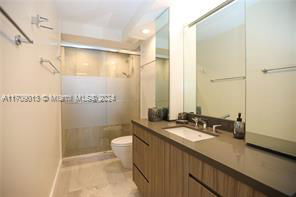 Building Photo - 300 Bayview Dr
