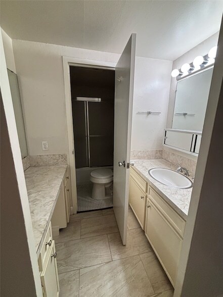 Building Photo - 7520 Hornwood Dr
