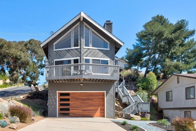 Building Photo - 1539 San Miguel Ave